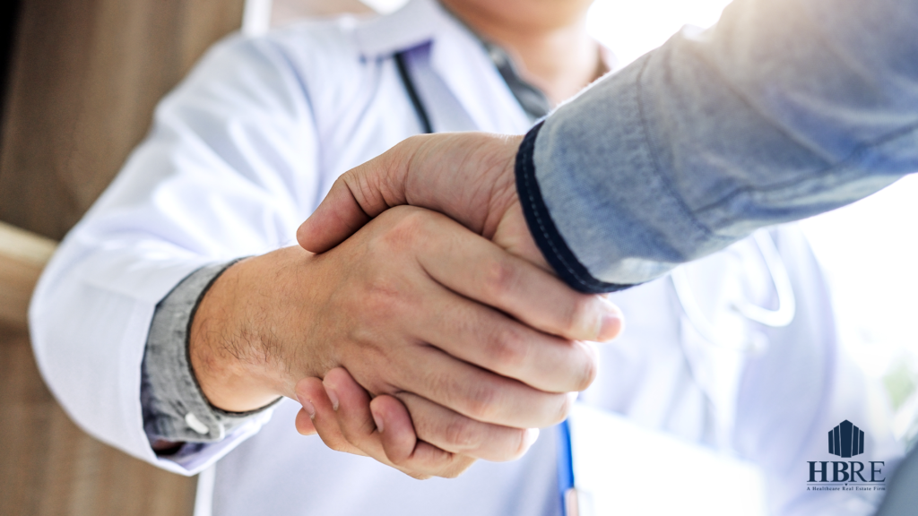 Necessary Business Partnerships Healthcare Professionals Need to Have
